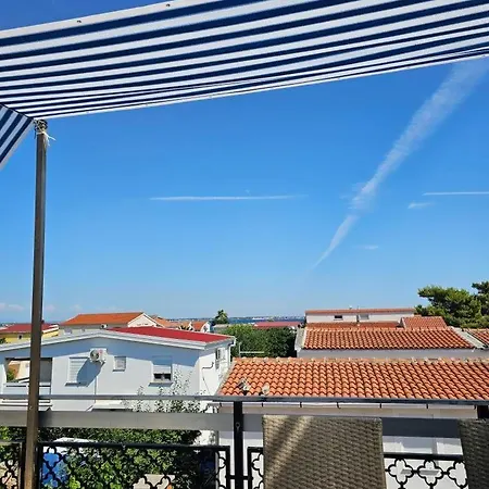 アパート Music ヴィル