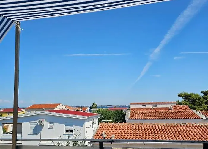 아파트 Music 비르